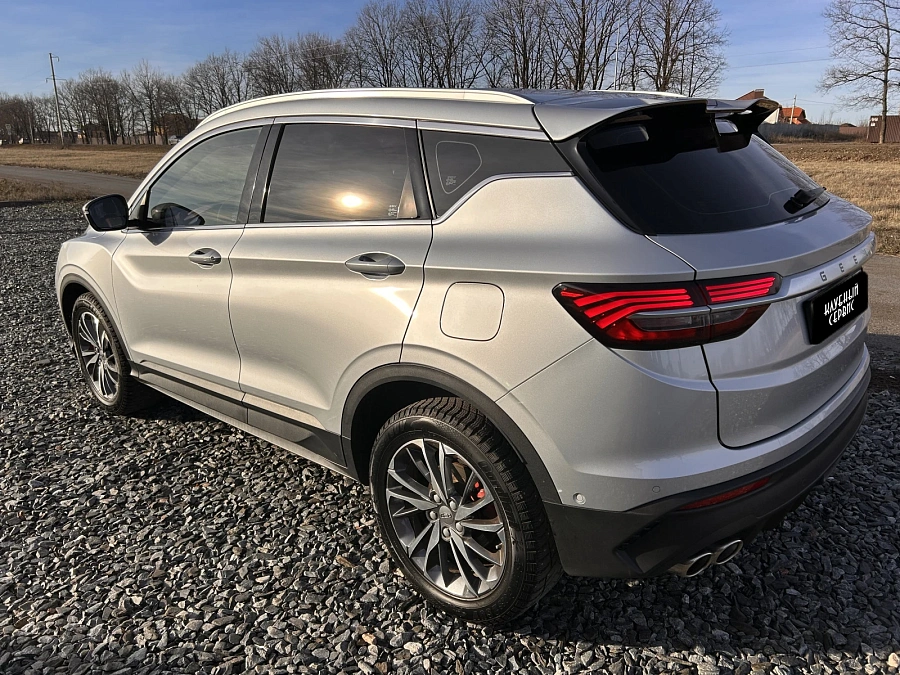 Geely Coolray, 2021г., передний привод, робот