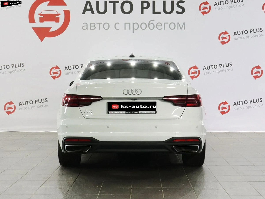 Audi A4, 2021г., передний привод, робот