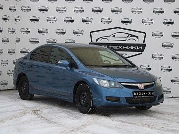 Honda Civic, 2008г, передний привод, механика