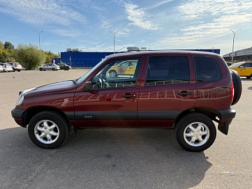 Chevrolet Niva, 2003г, полный привод, механика