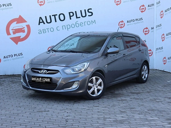 Hyundai Solaris, 2012г., передний привод, механика