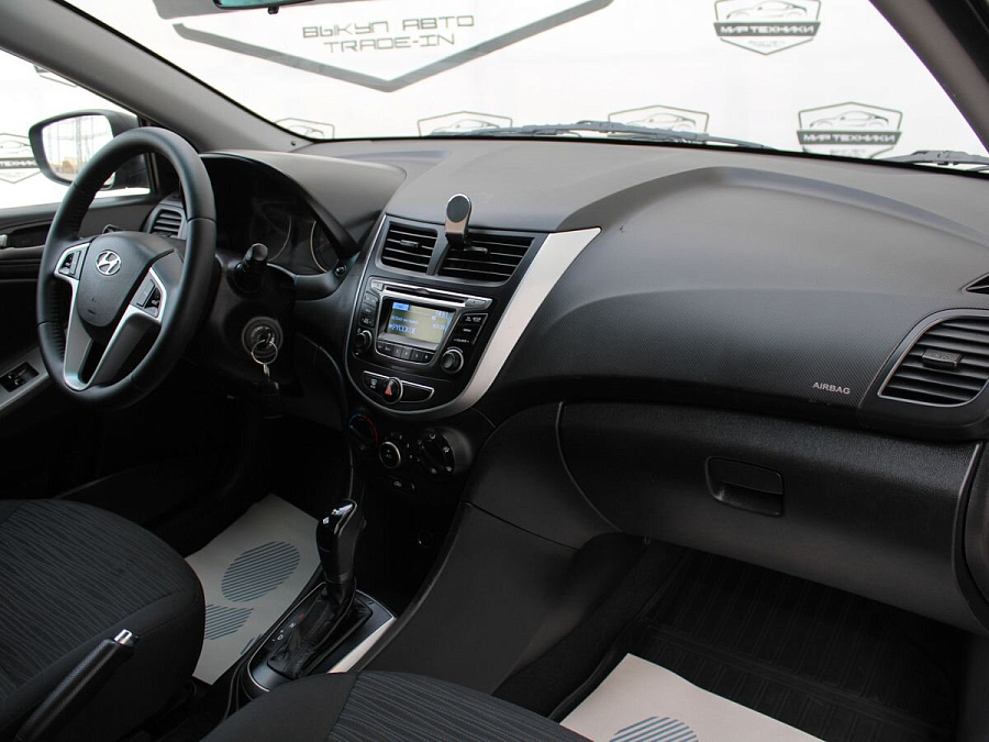 Hyundai Solaris, 2016г., передний привод, автомат