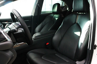 Toyota Camry, 2019г, передний привод, автомат