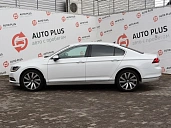Volkswagen Passat, 2016г., передний привод, робот