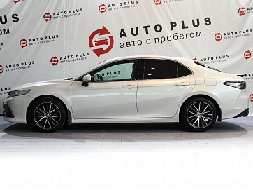 Toyota Camry, 2021г, передний привод, автомат