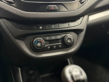 Lada (ВАЗ) Vesta, 2020г, передний привод, механика