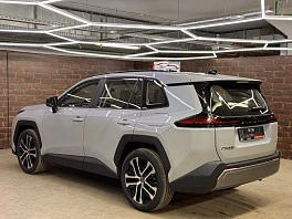 Toyota Wildlander, 2026г, полный привод, вариатор