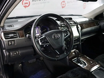 Toyota Camry, 2017г, передний привод, автомат