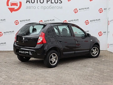 Renault Sandero, 2011г, передний привод, механика