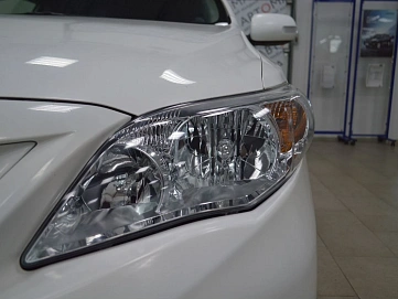 Toyota Corolla, 2012г, передний привод, механика