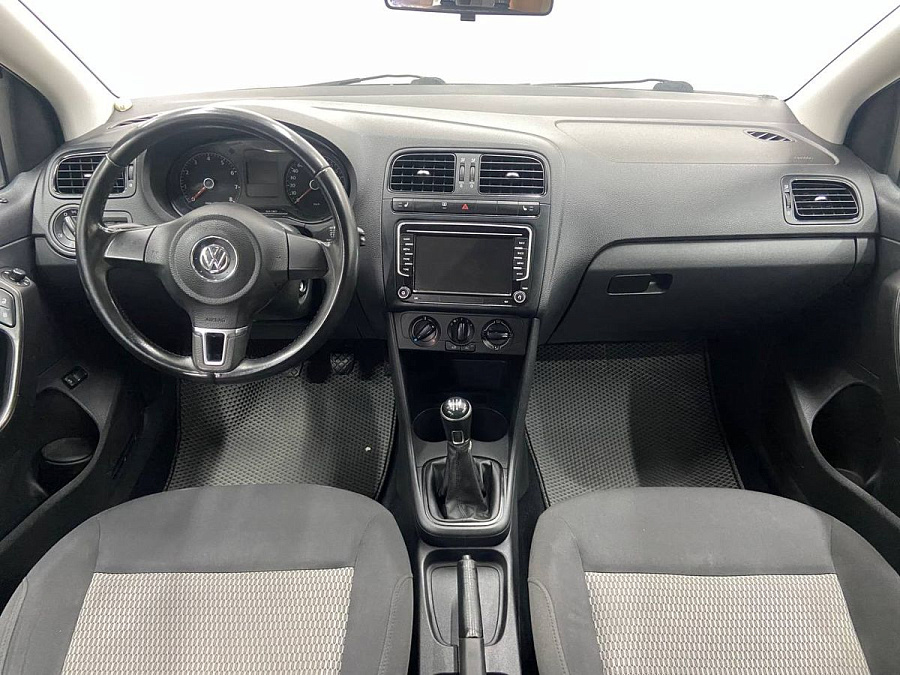 Volkswagen Polo, 2014г., передний привод, механика