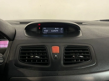 Renault Fluence, 2011г, передний привод, вариатор