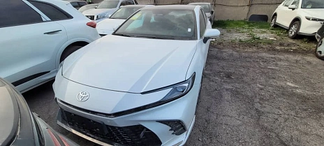 Toyota Camry, 2026г, передний привод, вариатор