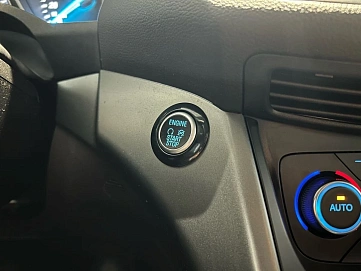 Ford Kuga, 2018г, передний привод, автомат