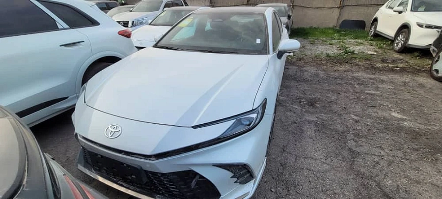 Toyota Camry, 2026г., передний привод, вариатор