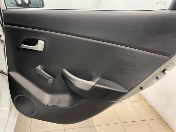 Kia Rio, 2014г, передний привод, автомат