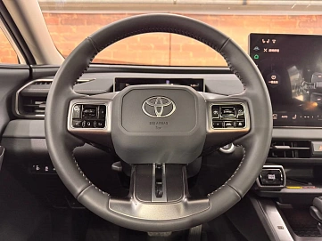 Toyota RAV4, 2025г, полный привод, вариатор