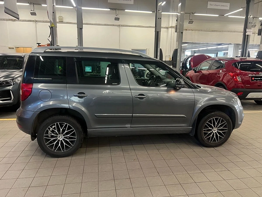 Skoda Yeti, 2015г., передний привод, автомат