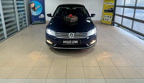 Volkswagen Passat, 2011г, передний привод, робот