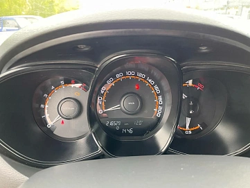 Lada (ВАЗ) Vesta, 2019г, передний привод, механика