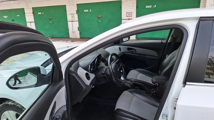 Chevrolet Cruze, 2013г., передний привод, автомат