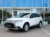 Mitsubishi Outlander, 2017г., передний привод, вариатор