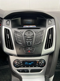 Ford Focus, 2013г, передний привод, механика