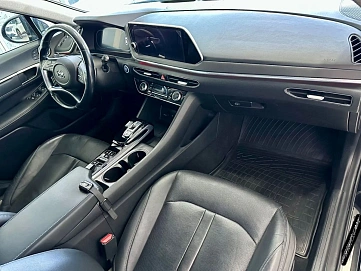 Hyundai Sonata, 2020г, передний привод, автомат