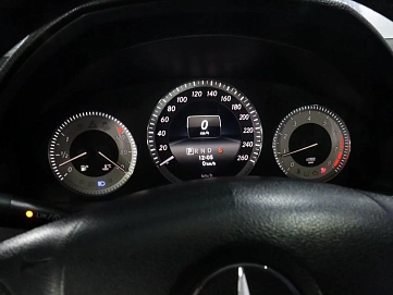 Mercedes-Benz C-Класс, 2009г, задний привод, автомат