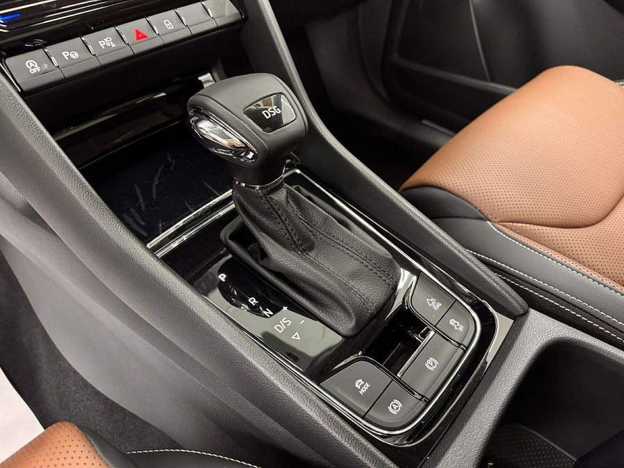 Skoda Kodiaq, 2024г., полный привод, робот