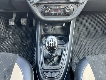 Lada (ВАЗ) Vesta, 2018г, передний привод, механика