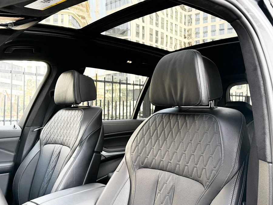BMW X7, 2022г., полный привод, автомат