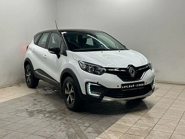 Renault Kaptur, 2022г, передний привод, вариатор