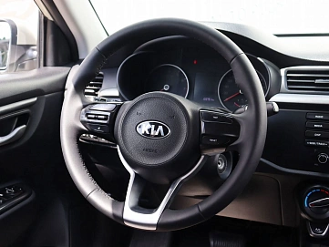 Kia Rio, 2018г, передний привод, автомат
