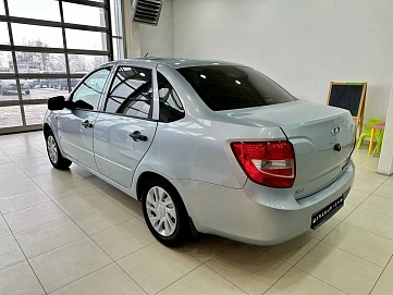 Lada (ВАЗ) Granta, 2012г, передний привод, автомат