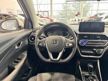 Changan Alsvin, 2023г, передний привод, робот