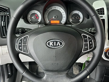 Kia Ceed, 2009г, передний привод, механика