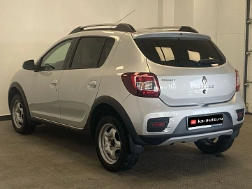 Renault Sandero, 2018г, передний привод, автомат