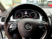 Volkswagen Touareg, 2017г., полный привод, автомат
