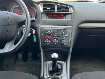 Citroen C4, 2013г, передний привод, механика
