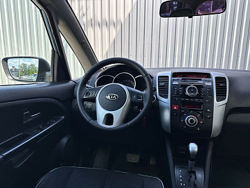 Kia Venga, 2011г, передний привод, автомат