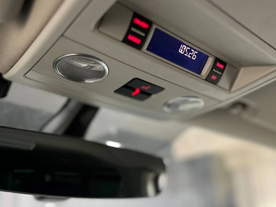 Volkswagen Multivan, 2017г., передний привод, робот