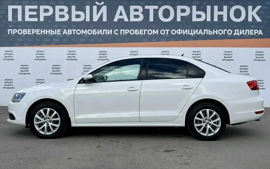 Volkswagen Jetta, 2013г., передний привод, автомат