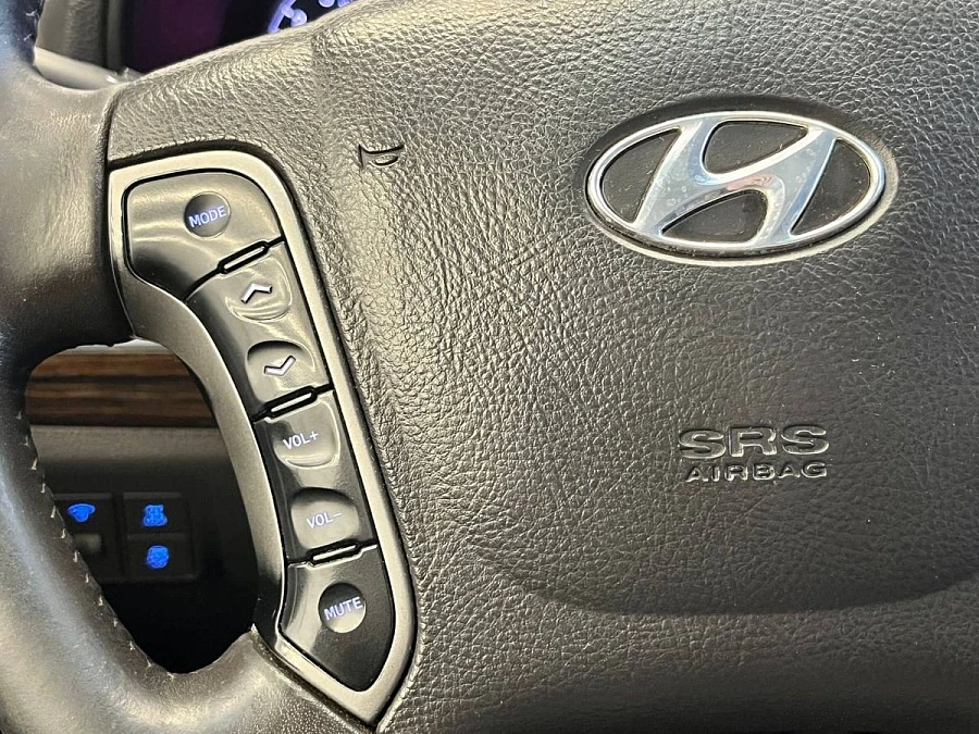 Hyundai Santa Fe, 2011г., полный привод, автомат