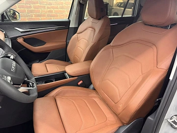 Skoda Kodiaq, 2025г, полный привод, робот