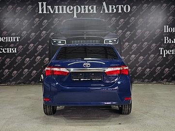Toyota Corolla, 2014г, передний привод, вариатор