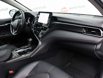 Toyota Camry, 2021г, передний привод, автомат
