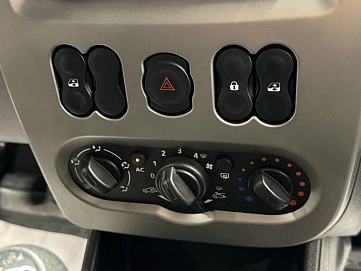 Renault Logan, 2012г, передний привод, механика