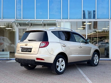 Geely Emgrand X7, 2015г, передний привод, автомат