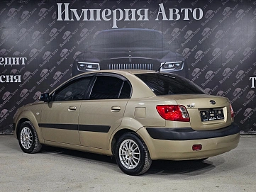 Kia Rio, 2006г, передний привод, автомат